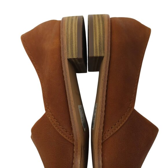 Clarks Pure Easy Leather Loafer Womens Size 6M Slip On Comfort Shoes Tan - Picture 16 of 16